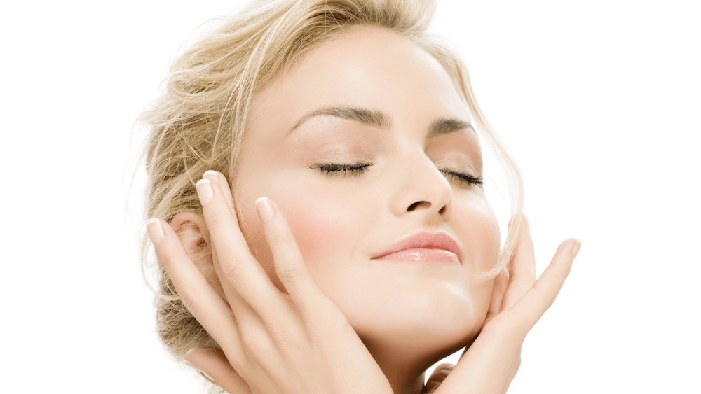 Five Tips To Reduce Swelling After Facelift Surgery
